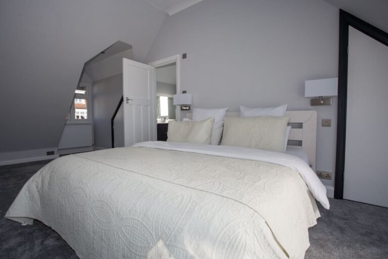 ck3_8617-768x512-jpg